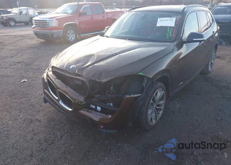 2014 BMW X1 xDrive28I z USA, uszkodzony, nr VIN WBAVL1C54EVY17442